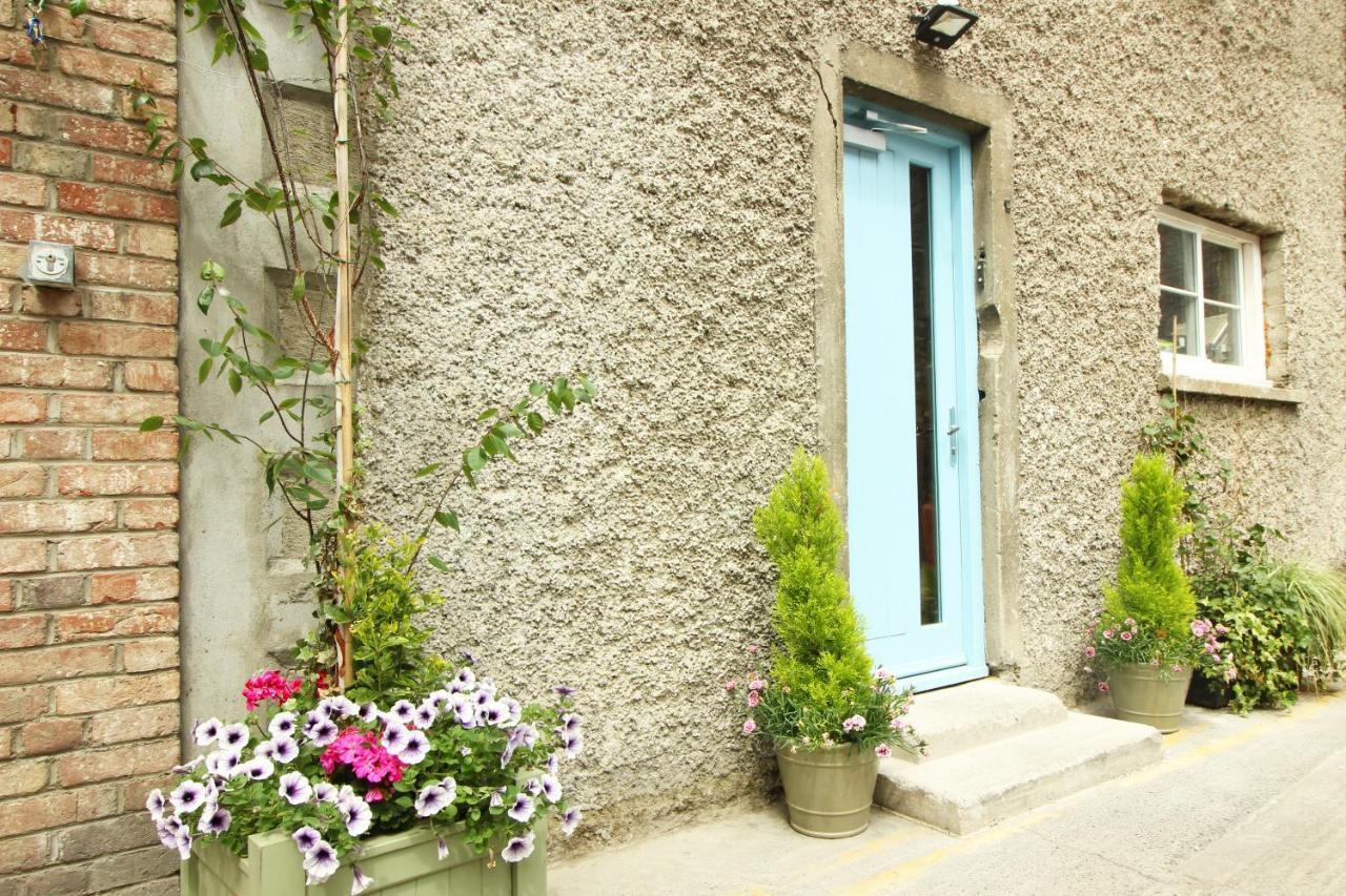 Harry Clarke Mews At The Castle Hotel ดับลิน ภายนอก รูปภาพ