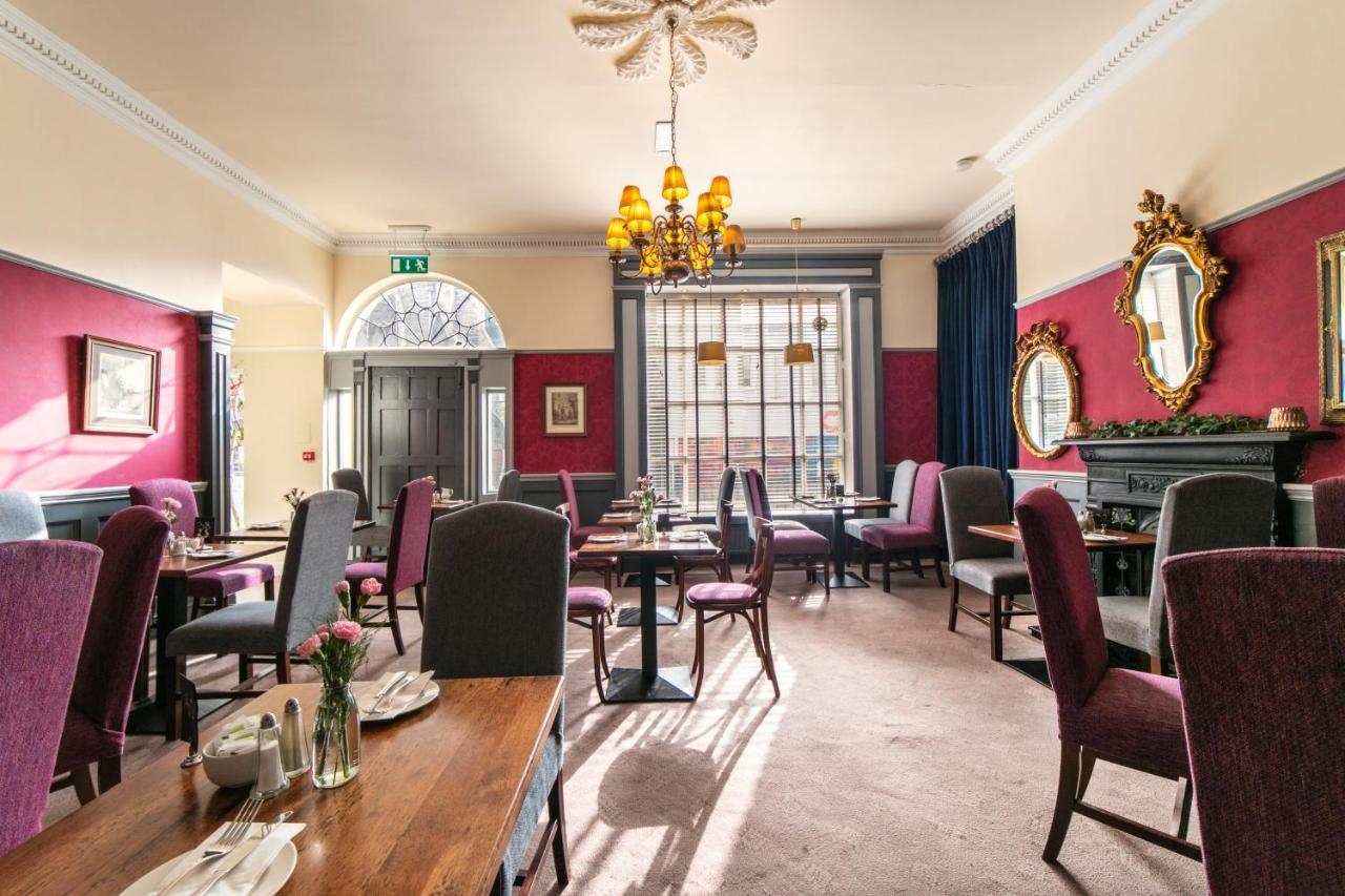 Harry Clarke Mews At The Castle Hotel ดับลิน ภายนอก รูปภาพ