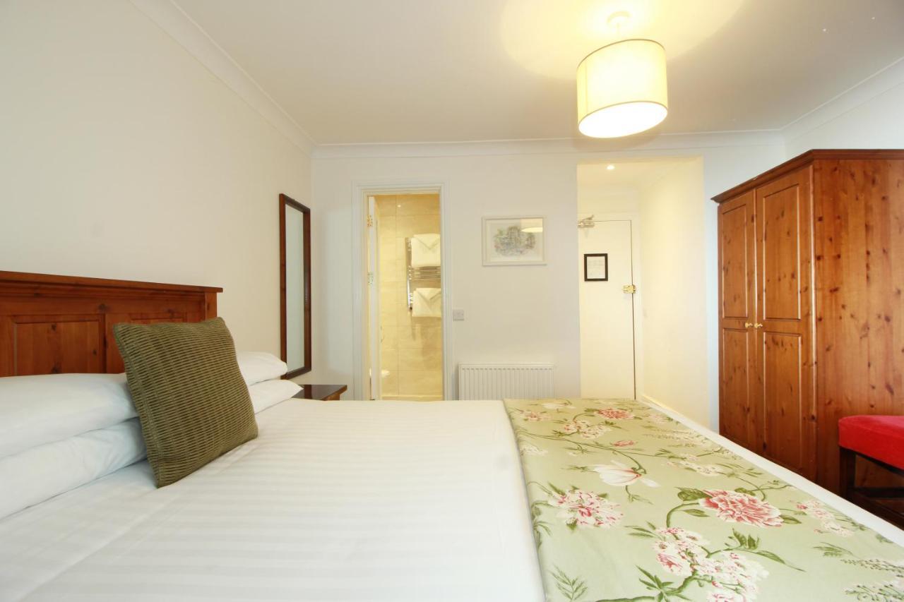 Harry Clarke Mews At The Castle Hotel ดับลิน ภายนอก รูปภาพ